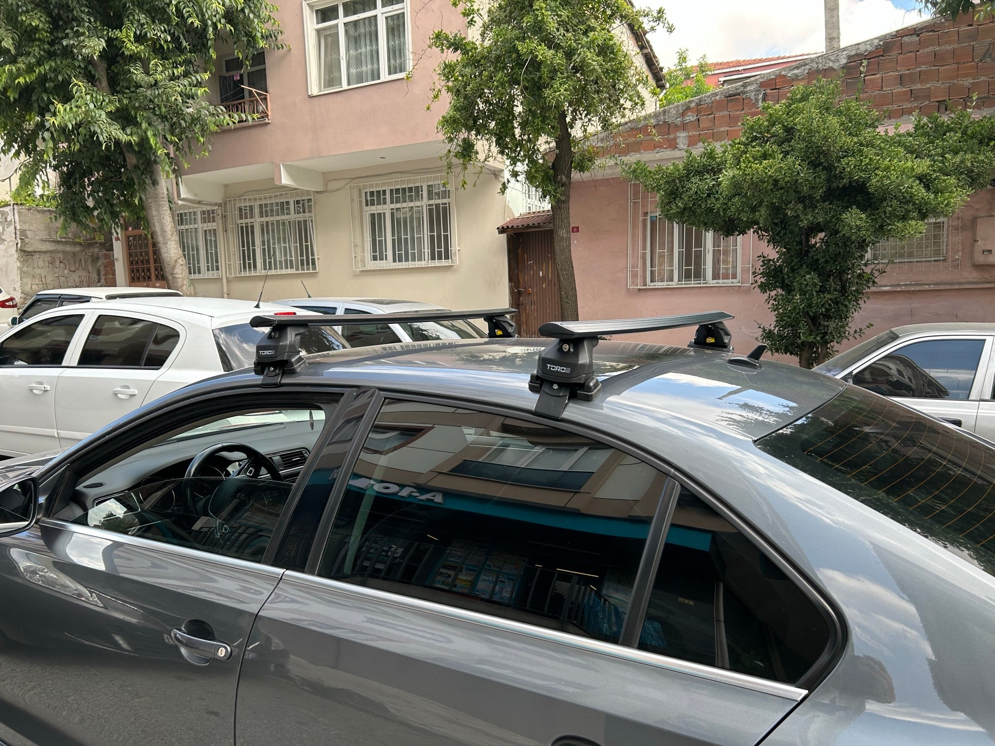 For Volkswagen Jetta Roof Rack Cross Bar Normal Roof Alu 2005-2011 Silver For Volkswagen Jetta Roof Rack Cross Bar Normal Roof Alu 2005-2011 Silver